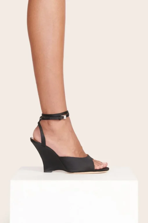 ANOUSH WEDGE  BLACK