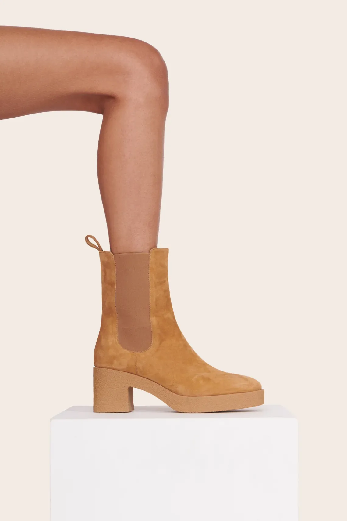 CYBIL BOOT CASHEW SUEDE