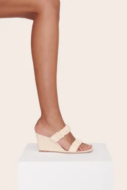 FRANKIE WEDGE  CREAM