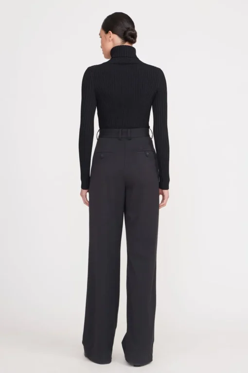 JACE TOP  BLACK