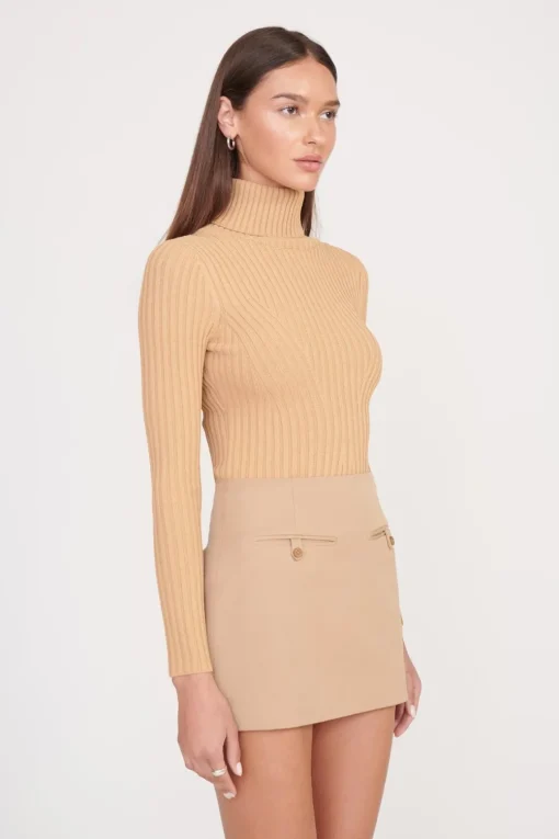 JACE TOP  CAMEL