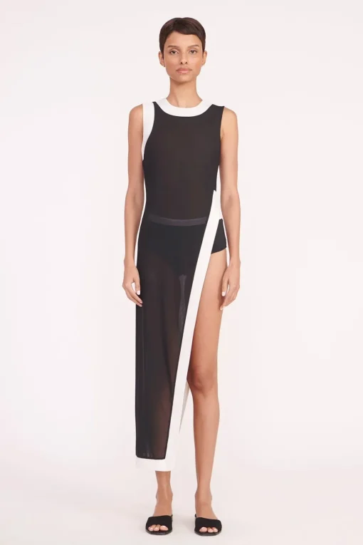 POINTER COVERUP  BLACK WHITE