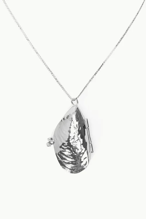 SHELL PILL CASE NECKLACE  SILVER