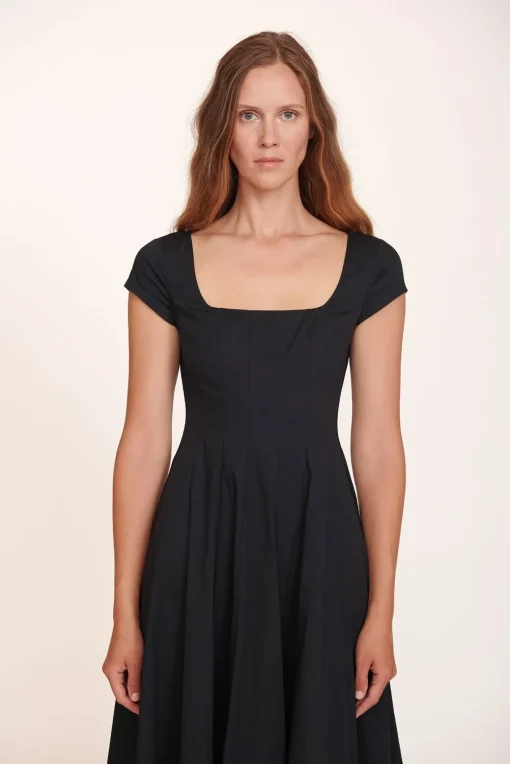 SHORT SLEEVE WELLS DRESS  BLACK