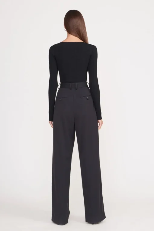 SILHOUETTE TOP  BLACK