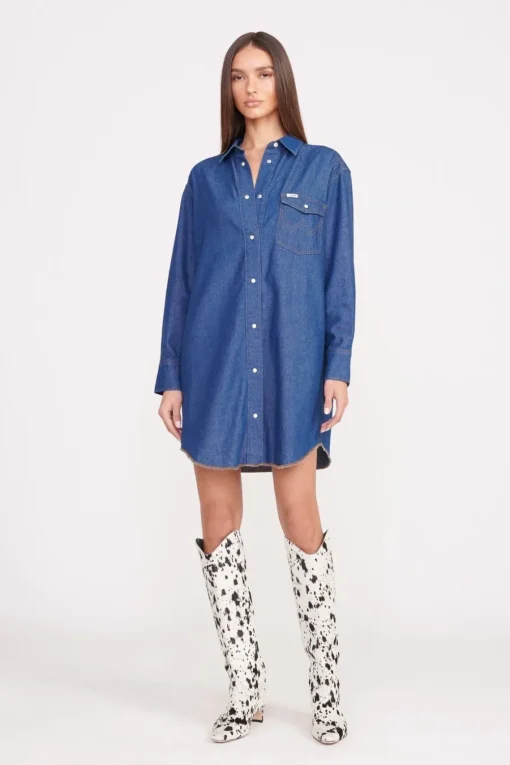 STAUD + WRANGLER THE OVERSIZED WESTERN  DARK RINSE