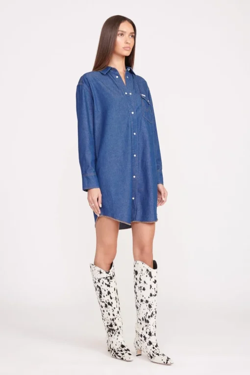 STAUD + WRANGLER THE OVERSIZED WESTERN  DARK RINSE