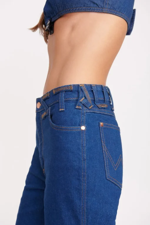 STAUD + WRANGLER THE STRAIGHT CUT JEAN  DARK RINSE
